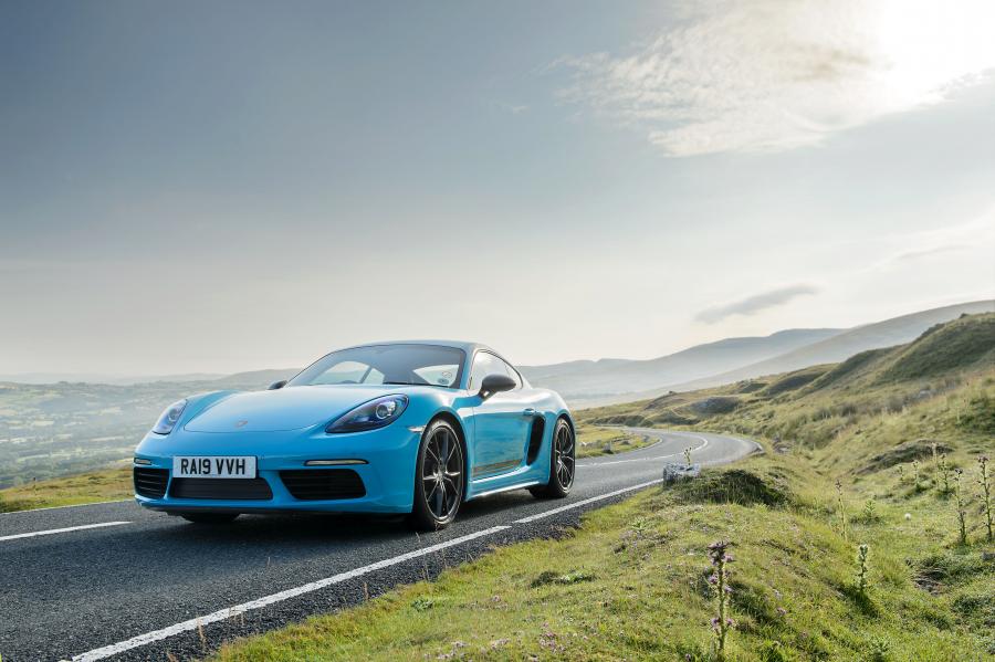  Porsche 718 Cayman T (982C) 2019 года  (UK) (фото 26 из 40)